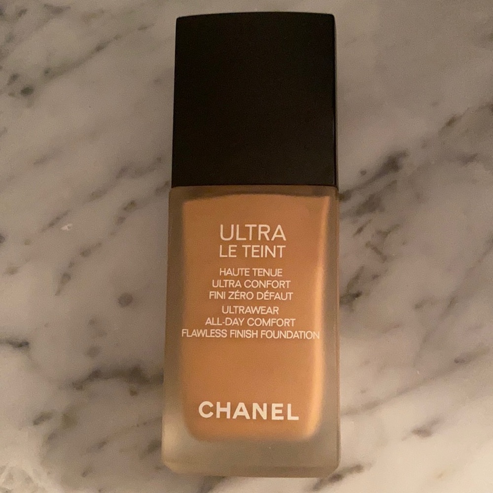 Chanel foundation
